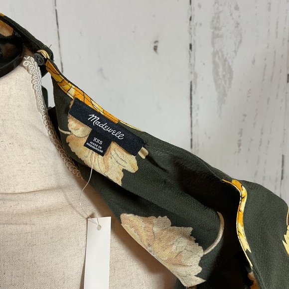2/$30 Madewell Rhyme Top in Fall Flowers Olive Green Crop Oversized Boxy XXS - Picture 10 of 10